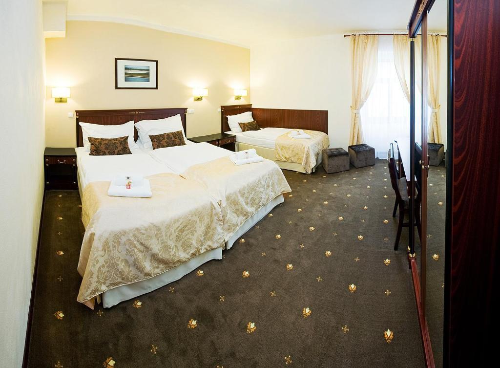 Hotel & Apartments U Cerneho Orla Třebíč Rom bilde